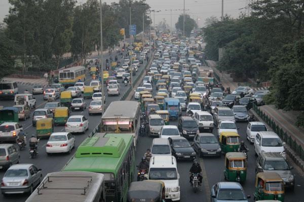 Supreme Court bans registration of diesel cars and SUVs over 2000cc in Delhi-NCR